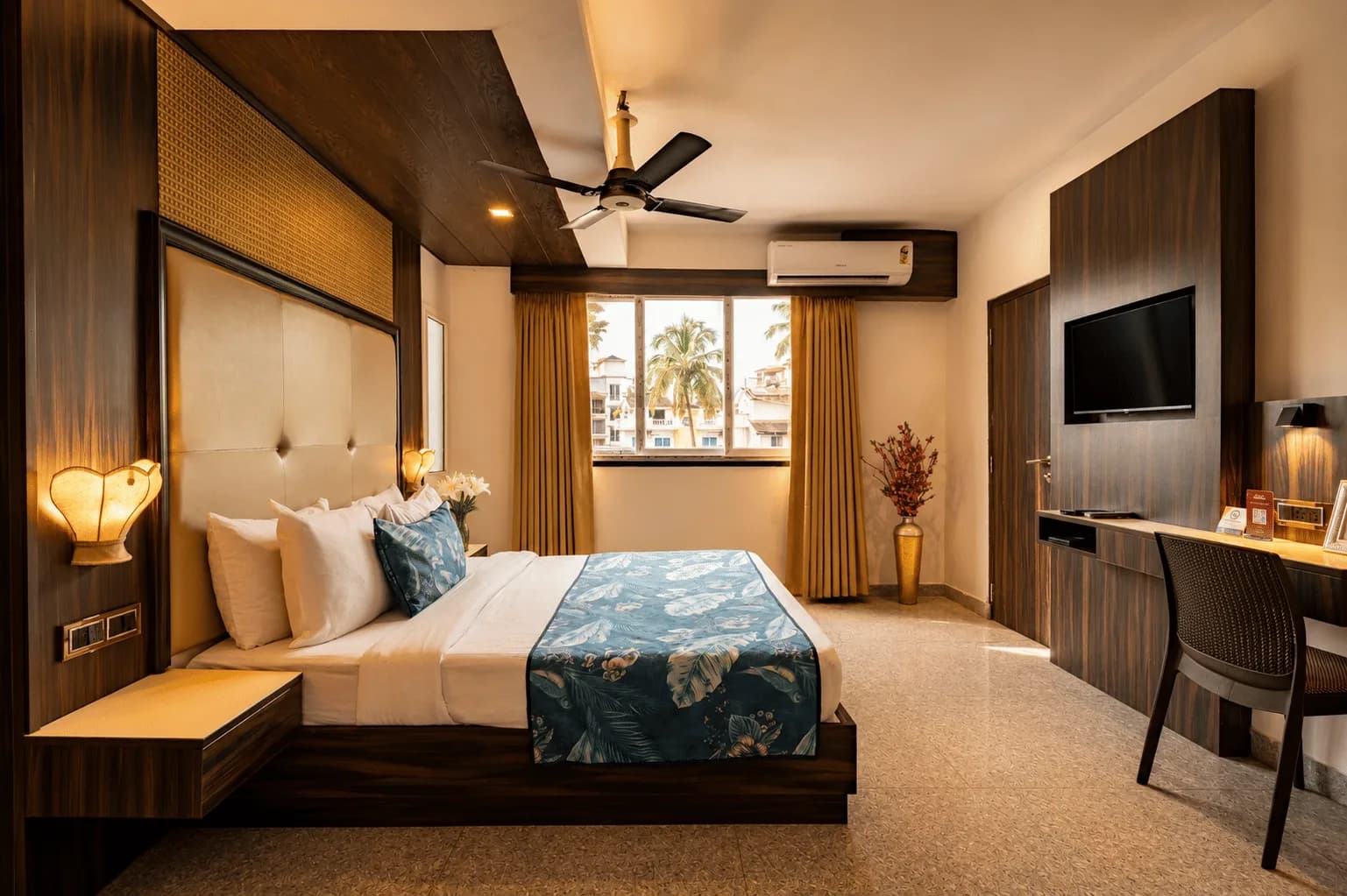 Premium Room with Private Balcony gallery image 2